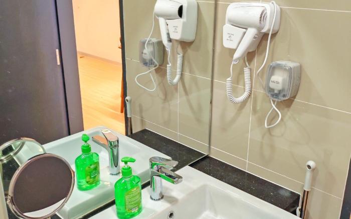 SR HOME- GRID Hello Kitty themed near Legoland