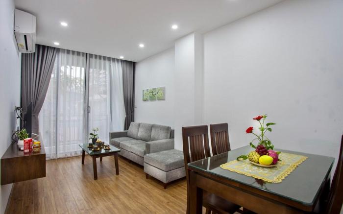 1+1BR/Business/Private/Quiet/Big/Bright/Ba Dinh