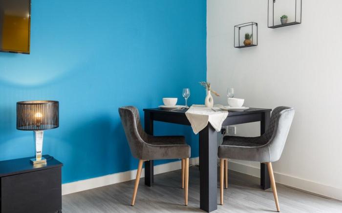 Cozy Chic Studio Apartment | Sheffield