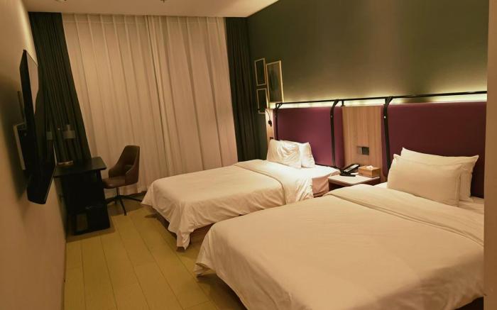 Campanile Hotel Chongqing Jiefangbei Pedestrian Street