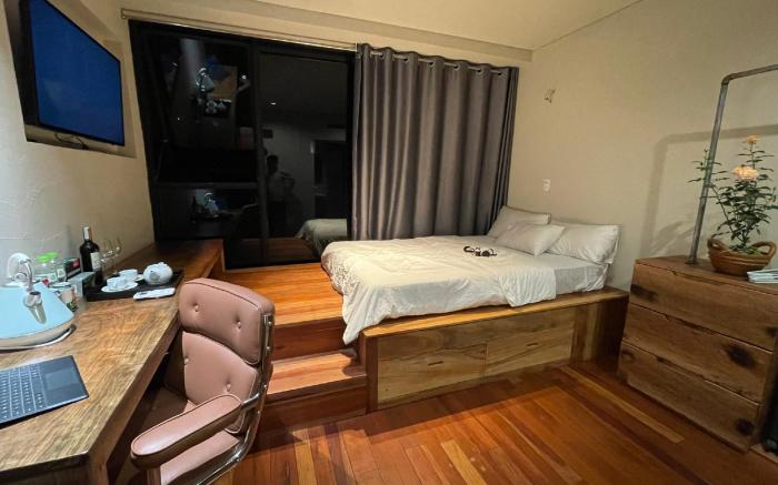 Modern Rustic Farm Villa Manh Manh _ Studio Room