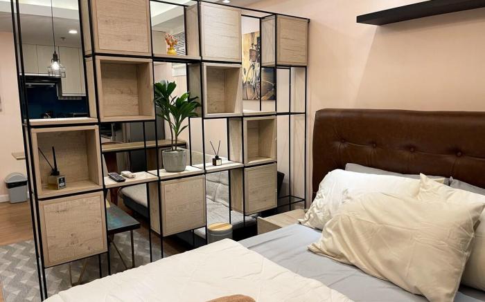 Contemporary Studio Unit at Abreeza Place 