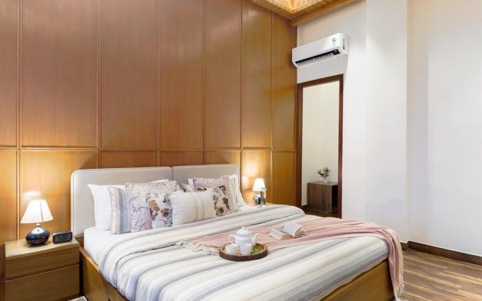 ELIVAAS 4 BHK With Lake View - Antarmann Casa Nova