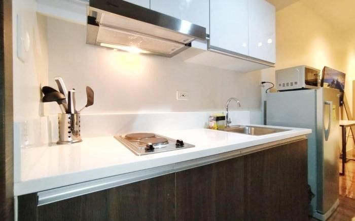The House of Five - Brand New Hotel Style Condo