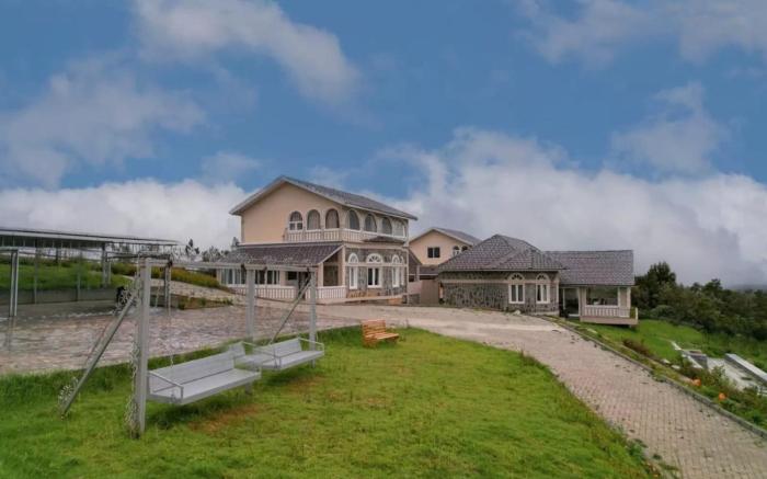 Emerald Stays Ooty by VOYE HOMES