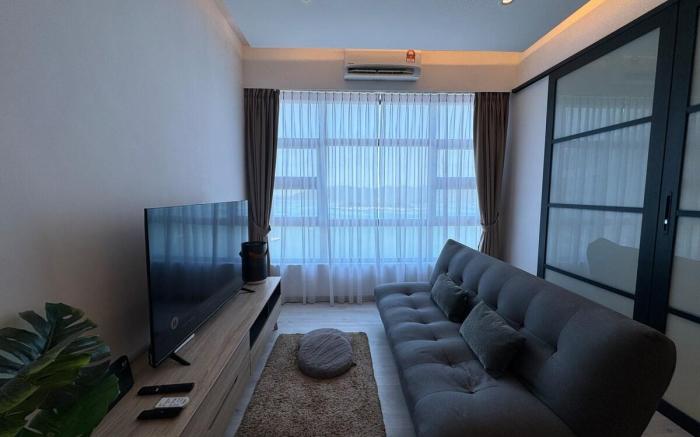 KShomesuites JQ #1 2BR |Free Wifi|Security door|