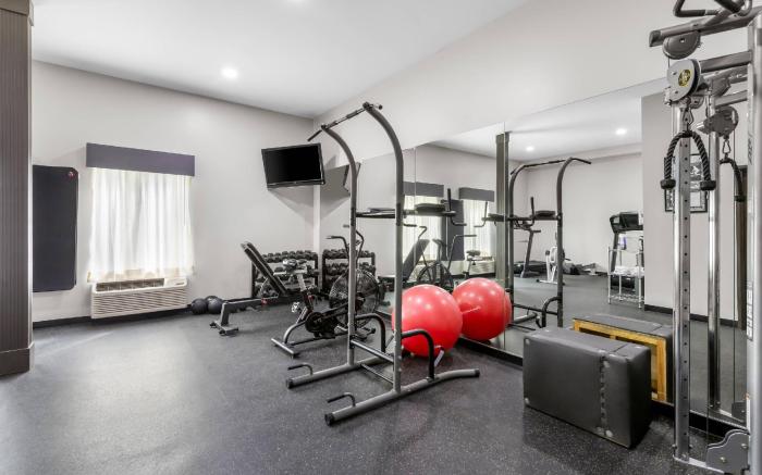 Brentwood Suites Nashville, an Ascend Collection Hotel