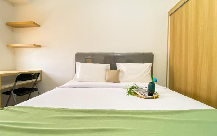 Elegant Homey Studio Urbantown Serpong By Travelio