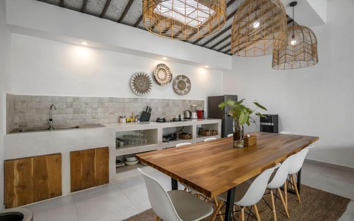 Villa Moju by Alfred in Bali - Tropical 3BR Escape w/ Private Pool & Lush garden in Bumbak Canggu