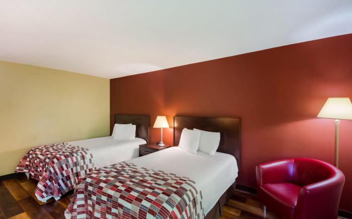 Red Roof Inn Hendersonville