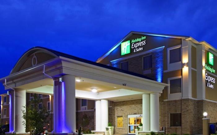 Holiday Inn Express & Suites Lantana By IHG