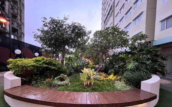 Chic Chamber 2BR @Royal Makassar Apt By Travelio