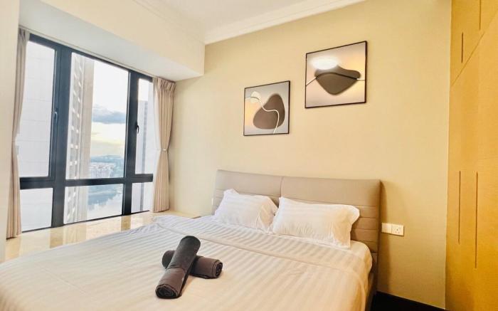 Oceanfront 2 Bedroom at R&F
