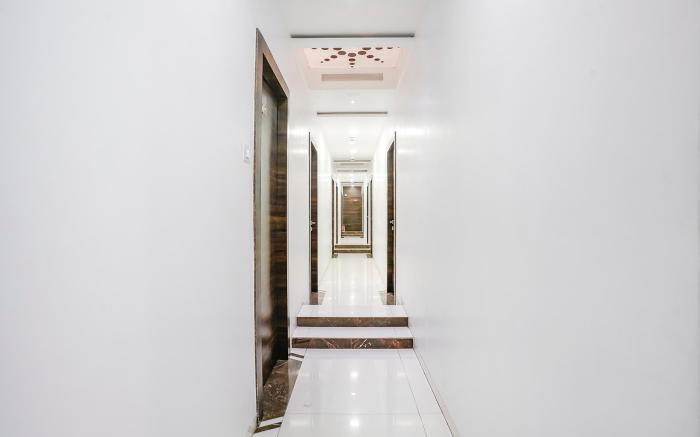 FabHotel Elvis Inn - Nr. Mumbai International Airport