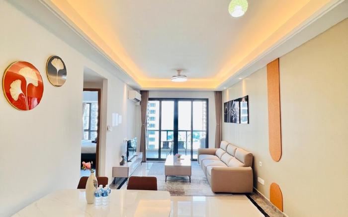 Cozy Poolview 2 bedroom at R&F
