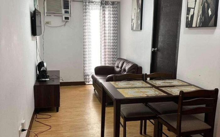 Arezzo place condo