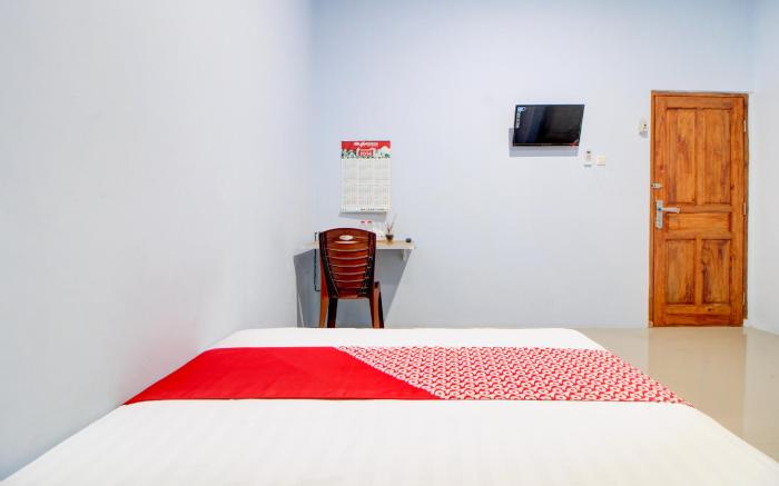 Hotel O Alun-Alun Purwokerto Near Gor Satria Purwokerto Formerly Guest House Blessing