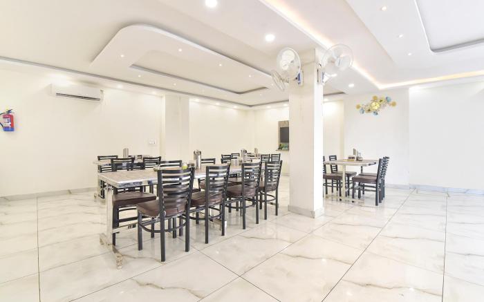 FabHotel Dev Palace