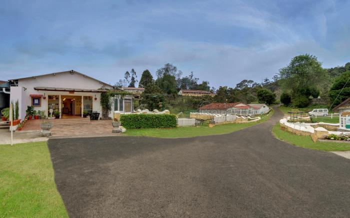 HOLIDAY HOME RESORT