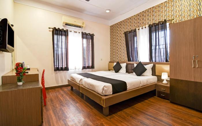 Manner Residency Opposite Technopolis