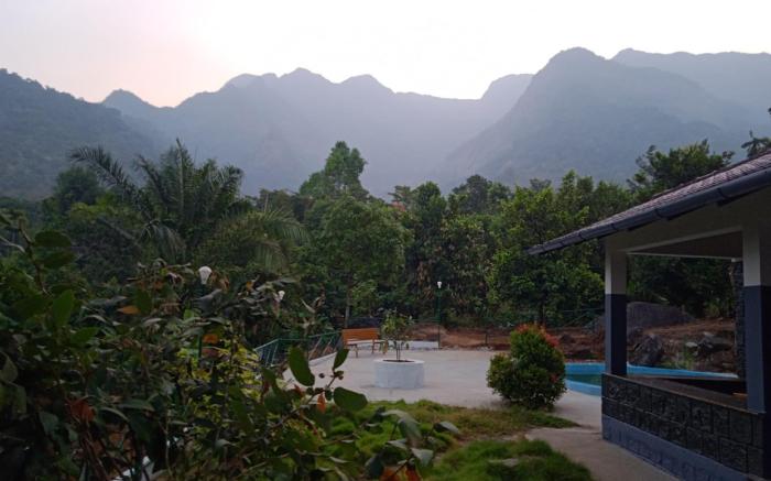 Poovanathil Farm Stay Anakkampoyil By Lexstays