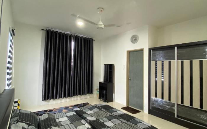 Deandra Homestay | WiFi | Aircond | Dryer |