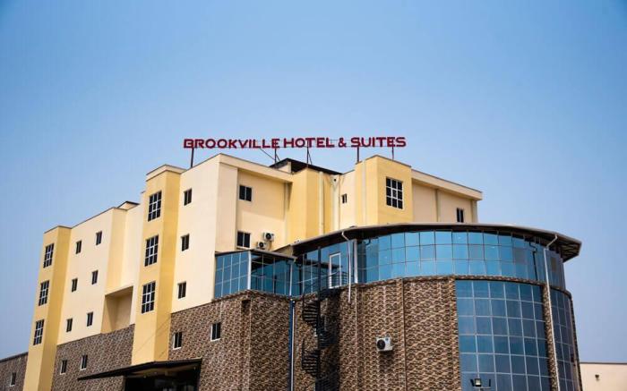 Brookville Hotel & Suites