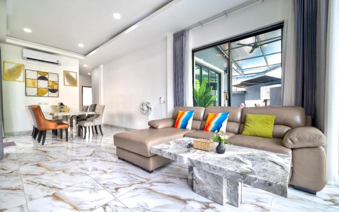 Kaash Pool Villa Pattaya Jomtein 3 Bedroom 