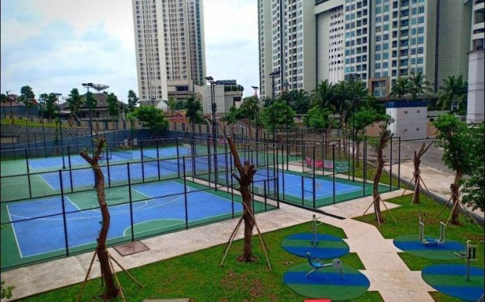 Taman Anggrek Residence by Micky Studio 10