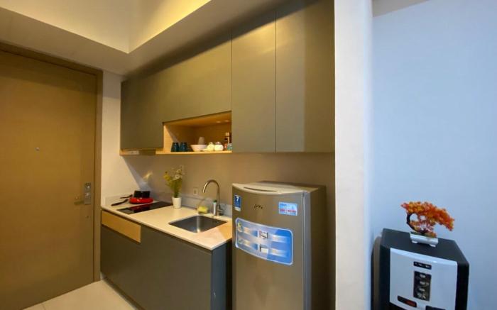 Taman Anggrek Residence by Micky Studio 5