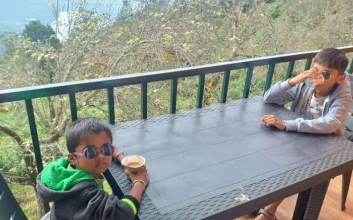 Praveen Woodhouse Kodaikanal Vattakanal 