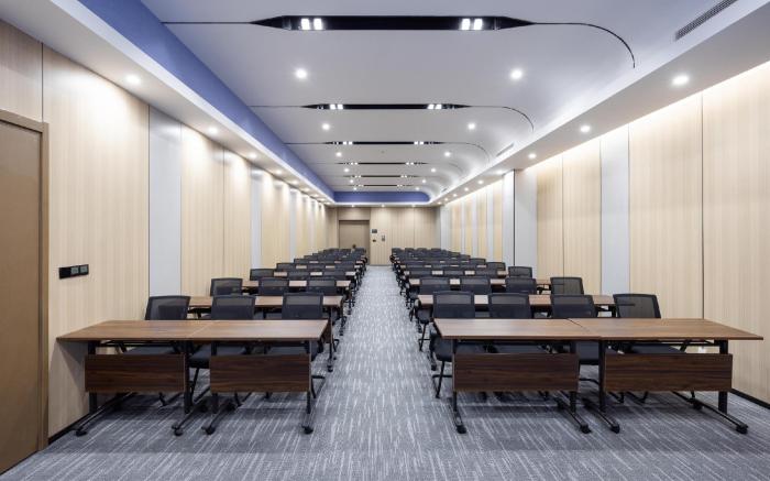 Atour Hotel Jinan Daming Lake Beiyuan Street