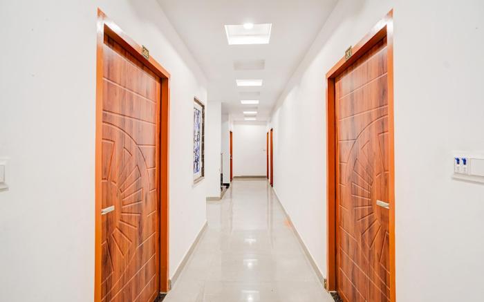 Hotel O Sunrakh Road Vrindavan Formerly Ganga Residency