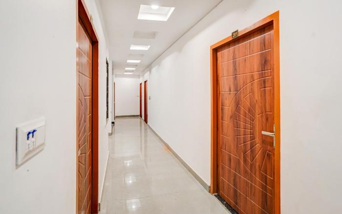 Hotel O Sunrakh Road Vrindavan Formerly Ganga Residency
