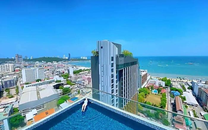 2 Bed Room  Excellent Location Best Infinity Pool
