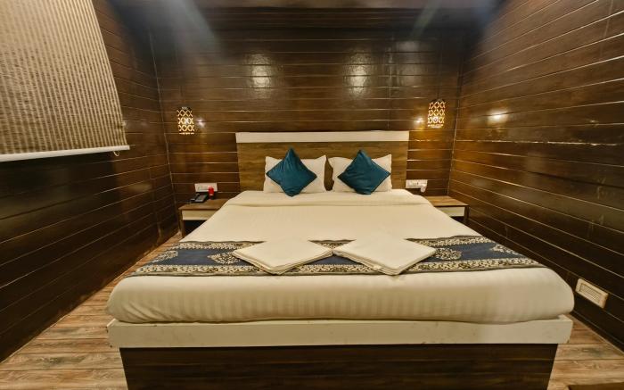 Wood House Beach Resort