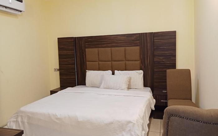 Peace Haven Hotel