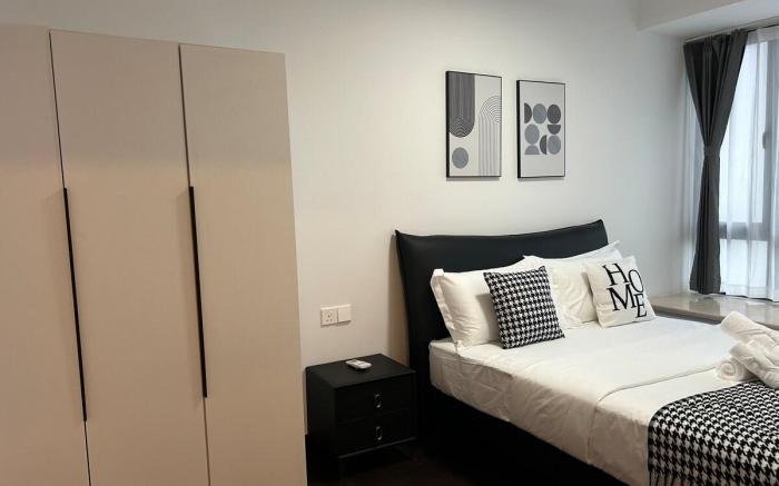 R&F Boutique 2R1B Homestay By Wan Li