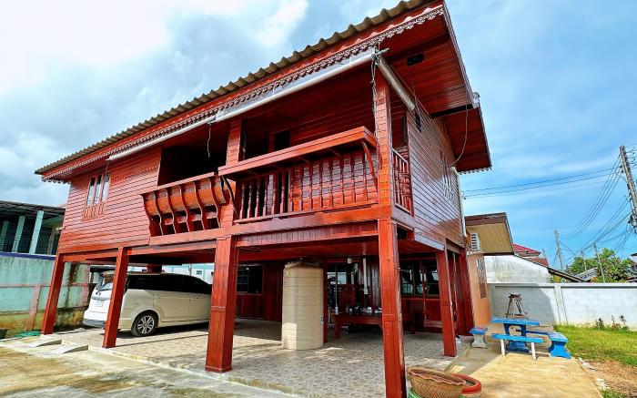 Grandpa and Grandma Homestay