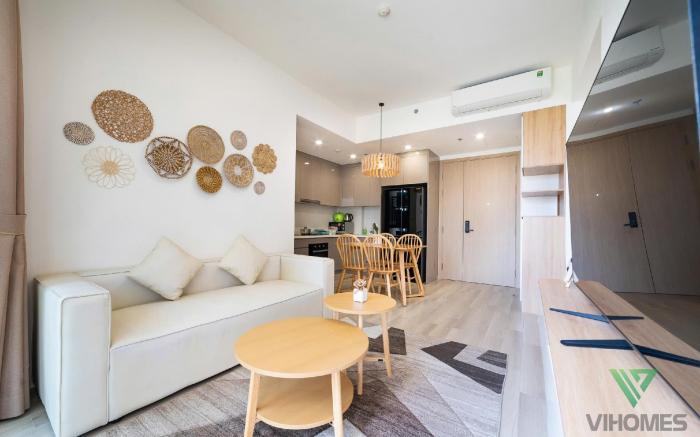 UTA  VINHOME 1+ bedroom, Free Pool + Gym