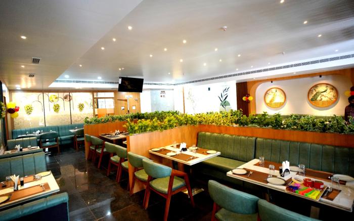 Hotel Saaradhi Grand