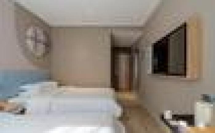 Home Inn Neo Wuhu Development Zone Baixian Plaza