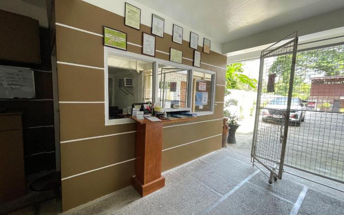 Captains Suites Albay