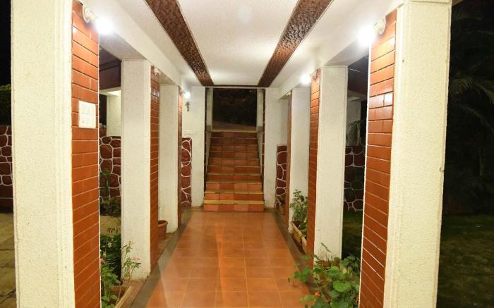 River Palace - A Valley View Hotel (Pure Veg)