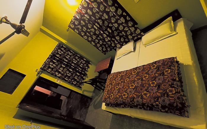 Goroomgo Abhishek hotel Sonprayag