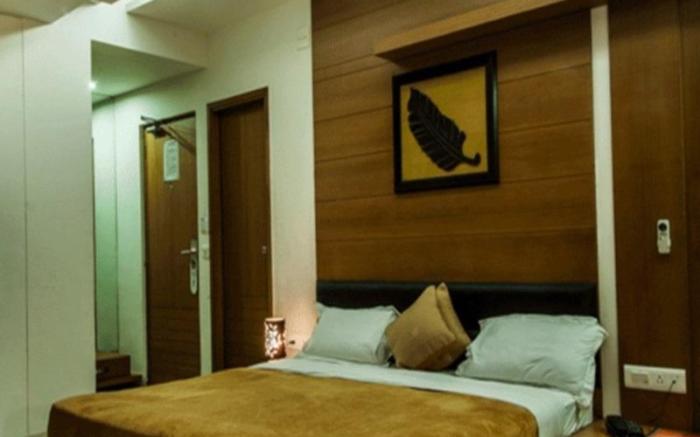 Hotel The Royal Plaza