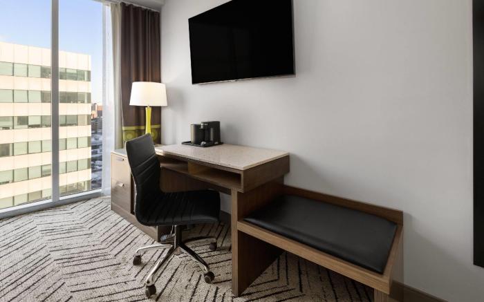 Super 8 by Wyndham Bronx Near Stadium