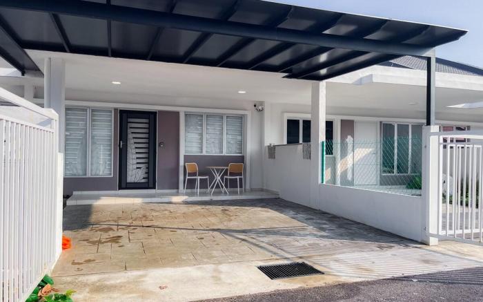 D'Marina Resident By AHM Home