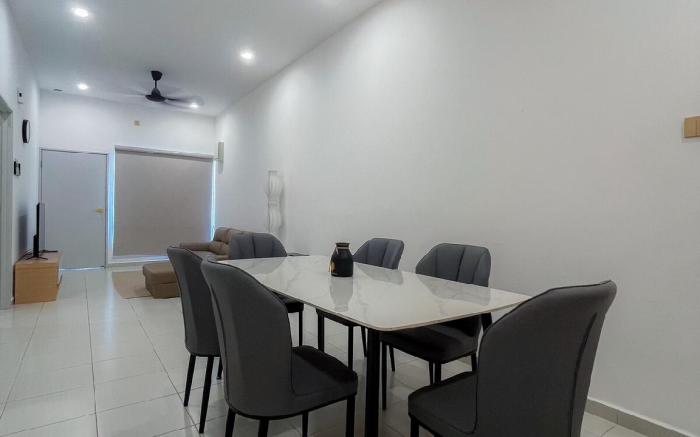 D'Marina Resident By AHM Home