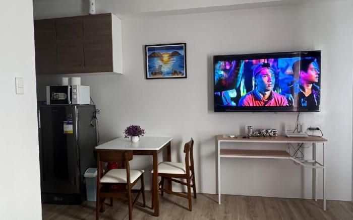 MBMJ’s Condo - Mesavirre Garden